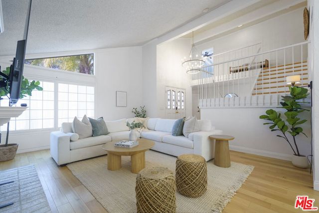 7618 Maynard Avenue, West Hills, CA 91304