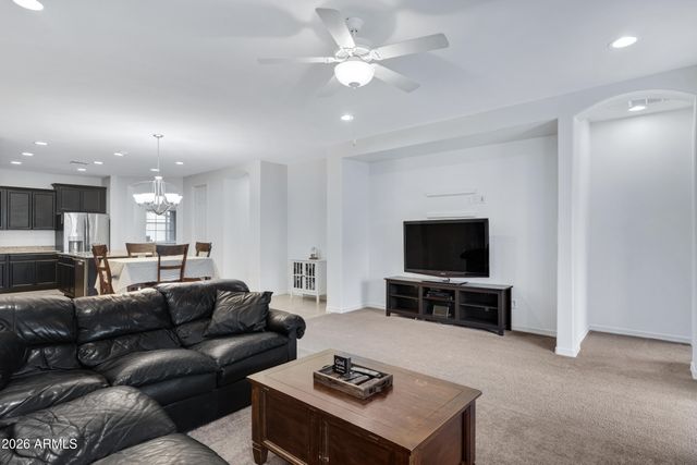 123 W WINTERBERRY Avenue, Queen Creek, AZ 85140