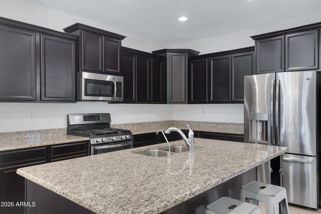 123 W WINTERBERRY Avenue, Queen Creek, AZ 85140