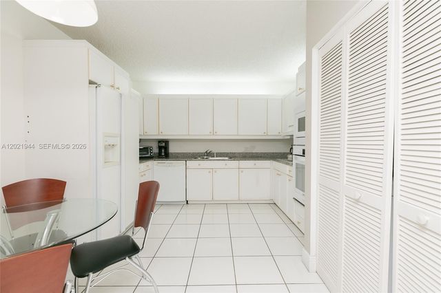 8855 Collins Ave 6F, Surfside, FL 33154