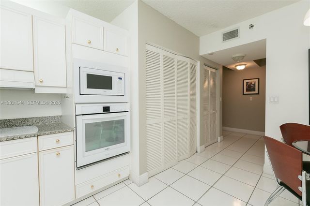 8855 Collins Ave 6F, Surfside, FL 33154
