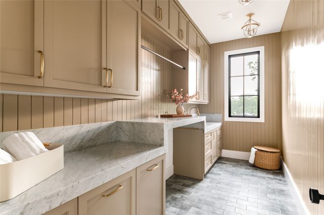 6814 Southridge Drive, Dallas, TX 75214