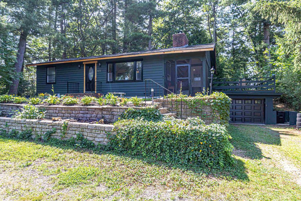 472 Donald Street, Bedford, NH 03110