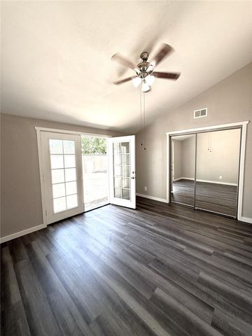 44251 E Raysack, Lancaster, CA 93535