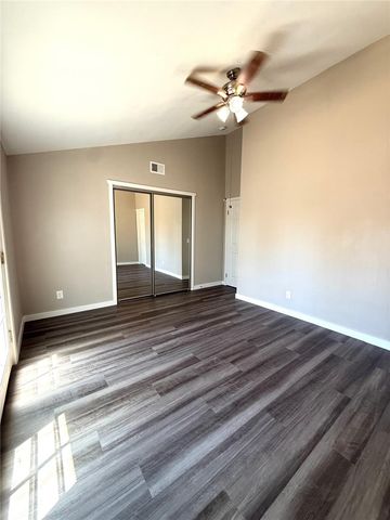 44251 E Raysack, Lancaster, CA 93535