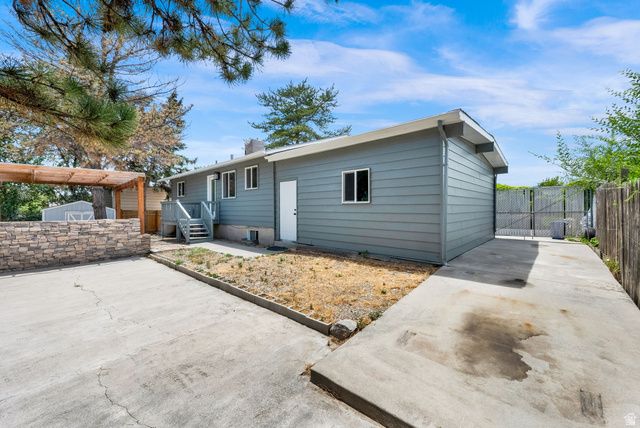7647 S 2290 W, West Jordan, UT 84084
