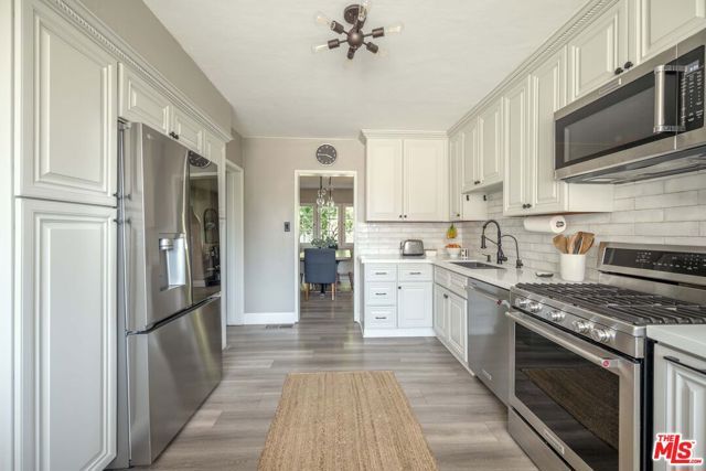 1917 Eden Avenue, Glendale, CA 91206
