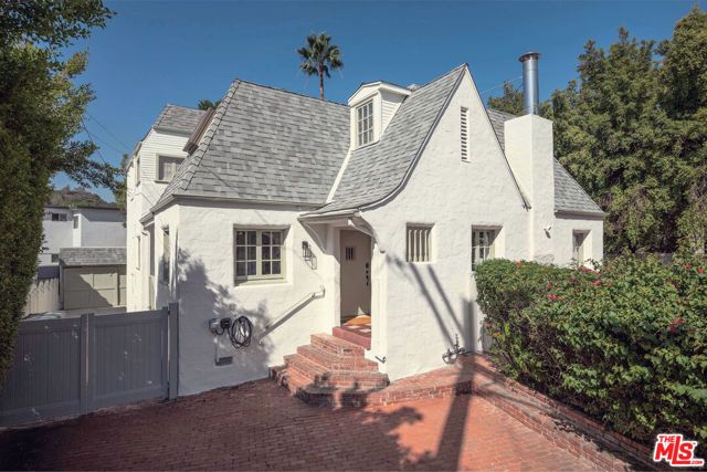 1917 Eden Avenue, Glendale, CA 91206