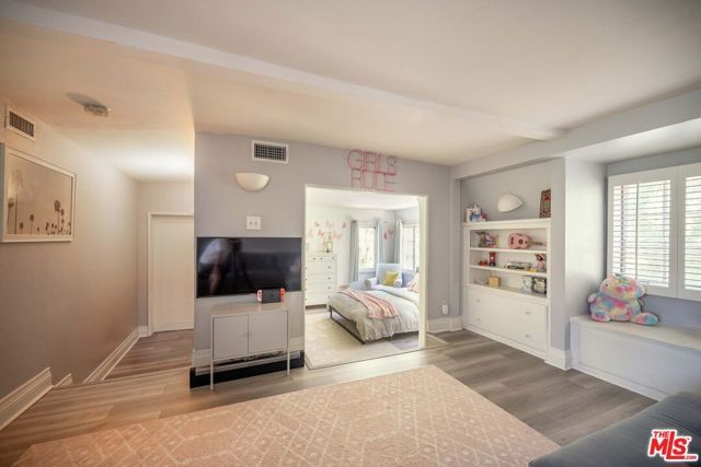 1917 Eden Avenue, Glendale, CA 91206