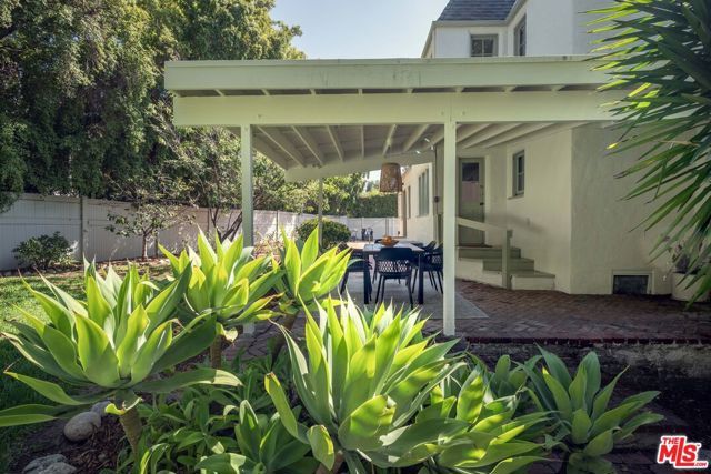 1917 Eden Avenue, Glendale, CA 91206