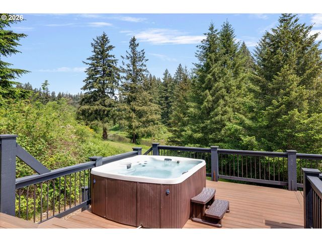 20530 S LELAND Rd, Oregon City, OR 97045