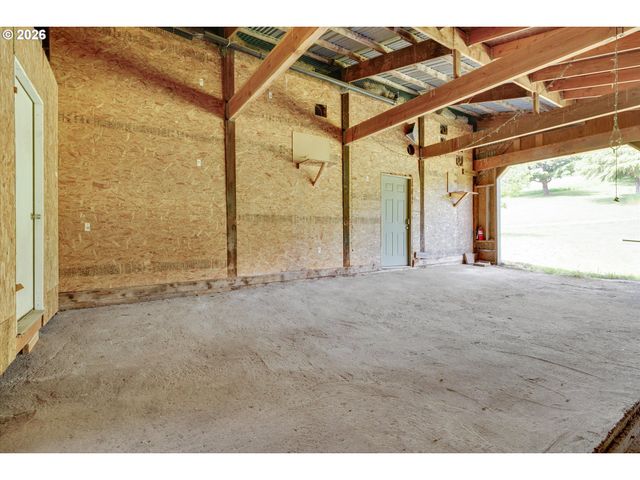 20530 S LELAND Rd, Oregon City, OR 97045