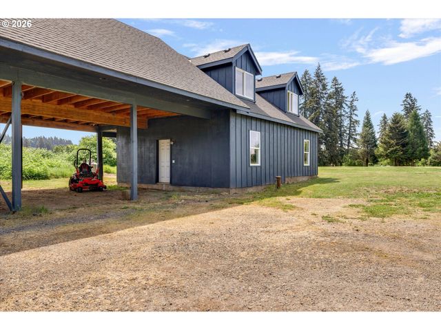 20530 S LELAND Rd, Oregon City, OR 97045