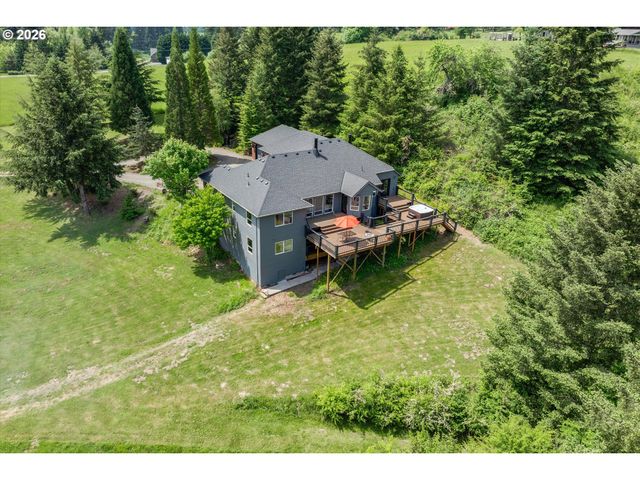 20530 S LELAND Rd, Oregon City, OR 97045