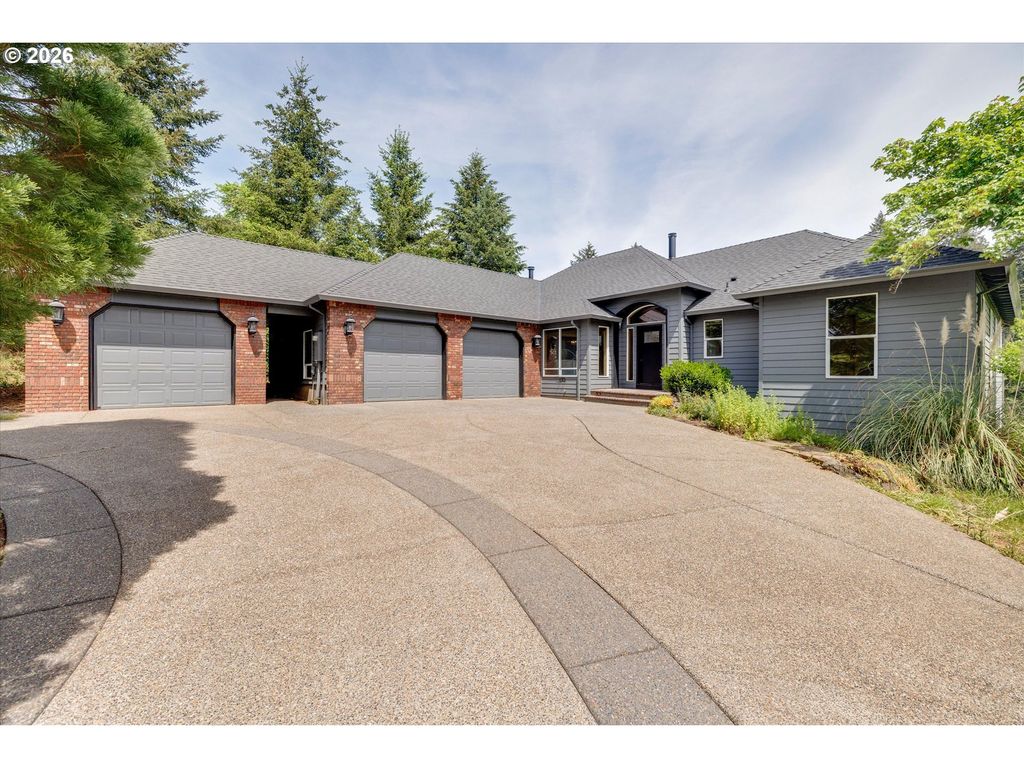 20530 S LELAND Rd, Oregon City, OR 97045