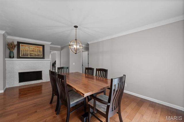 106 Bellechasse Drive, Chesterfield, MO 63017