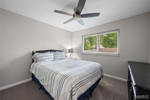 106 Bellechasse Drive, Chesterfield, MO 63017