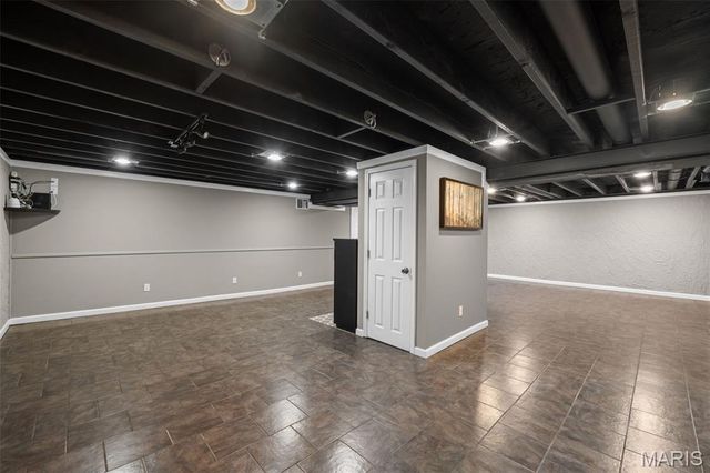 106 Bellechasse Drive, Chesterfield, MO 63017