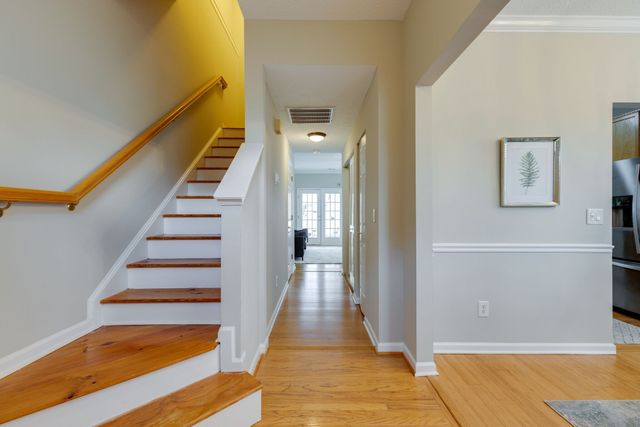 638 Saint Jules Ln, Nashville, TN 37211