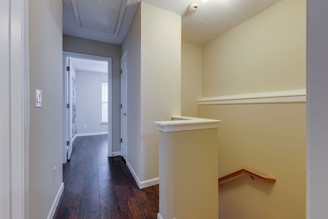 638 Saint Jules Ln, Nashville, TN 37211