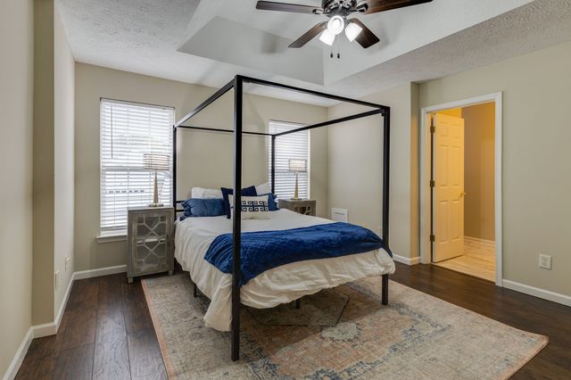 638 Saint Jules Ln, Nashville, TN 37211