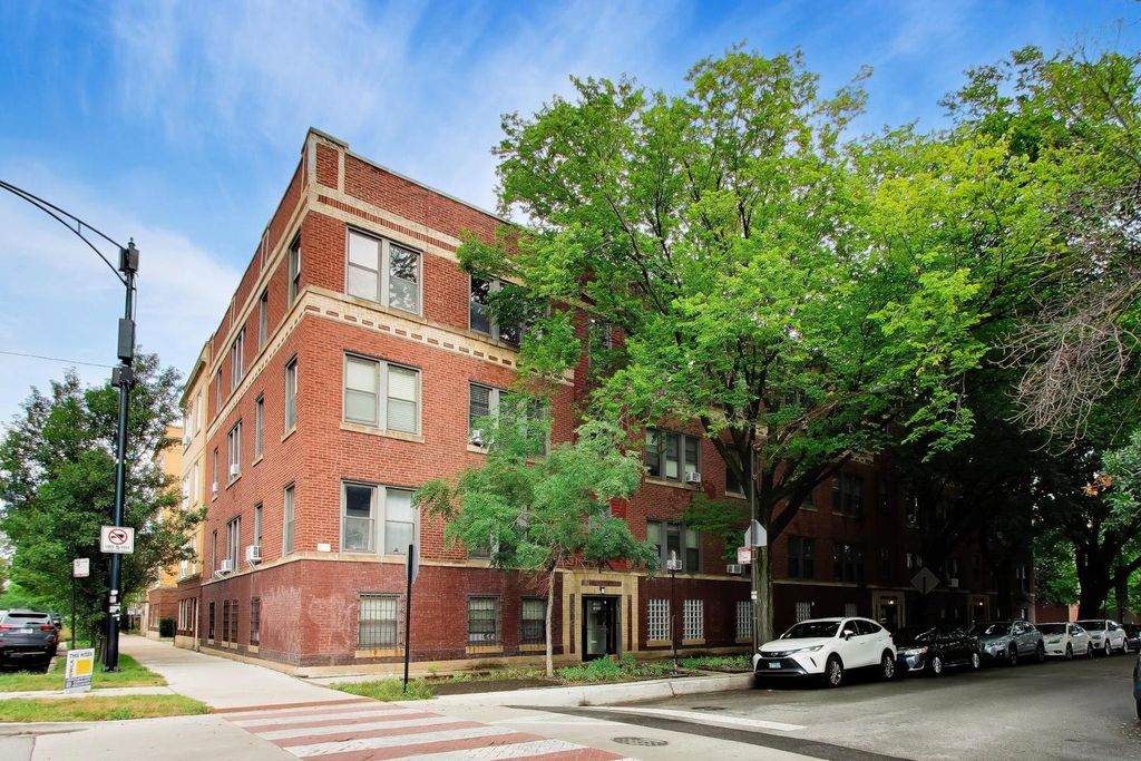 1520 W BELLE PLAINE Avenue 3, Chicago, IL 60613 — exterior