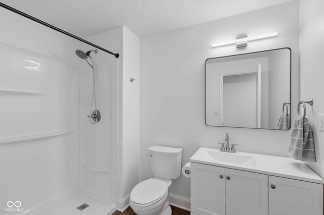 6680 Eagles Nest Lane, Mccordsville, IN 46055