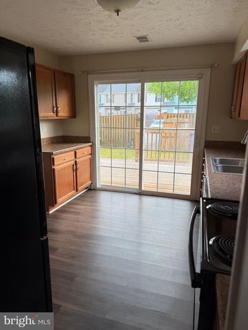 6095 TAPIR PL, Waldorf, MD 20603