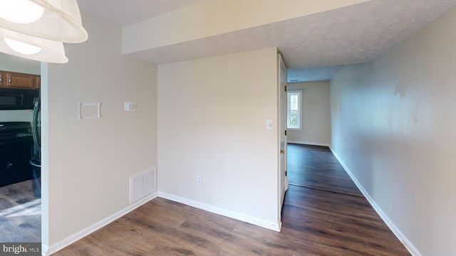 6095 TAPIR PL, Waldorf, MD 20603