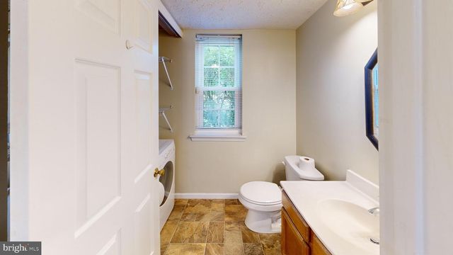 6095 TAPIR PL, Waldorf, MD 20603