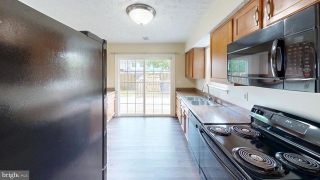 6095 TAPIR PL, Waldorf, MD 20603