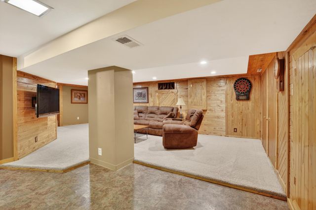 2046 Diffley Road, Eagan, MN 55122