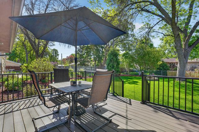 2046 Diffley Road, Eagan, MN 55122