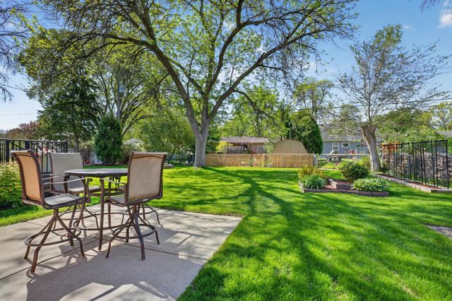 2046 Diffley Road, Eagan, MN 55122