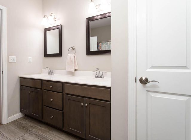 3550 Traemore Drive, Valparaiso, IN 46385