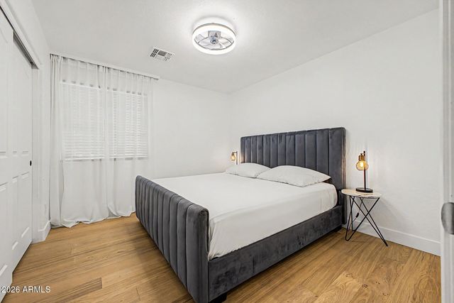 3913 W ESCUDA Drive, Glendale, AZ 85308