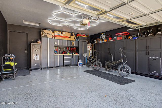 3913 W ESCUDA Drive, Glendale, AZ 85308