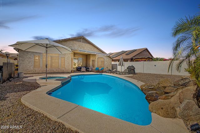 3913 W ESCUDA Drive, Glendale, AZ 85308