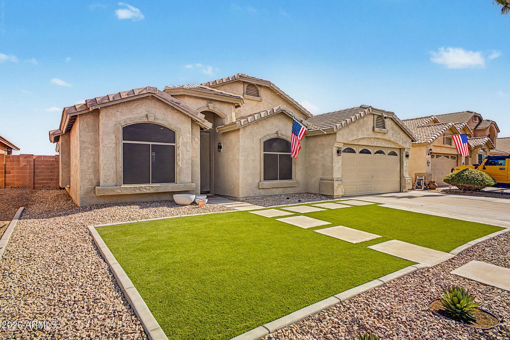 3913 W ESCUDA Drive, Glendale, AZ 85308