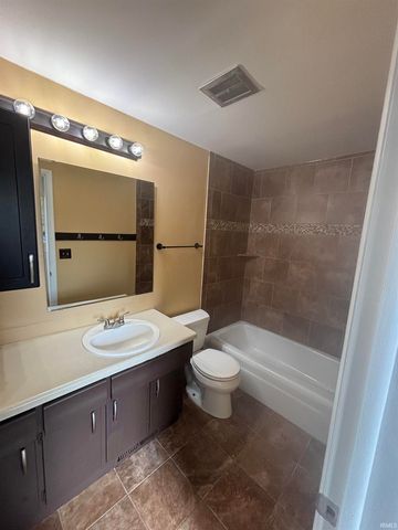 2621 Bonny Lane, Lafayette, IN 47904