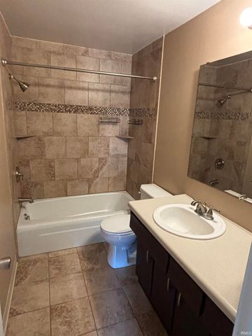2621 Bonny Lane, Lafayette, IN 47904