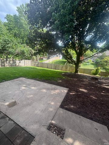 2621 Bonny Lane, Lafayette, IN 47904