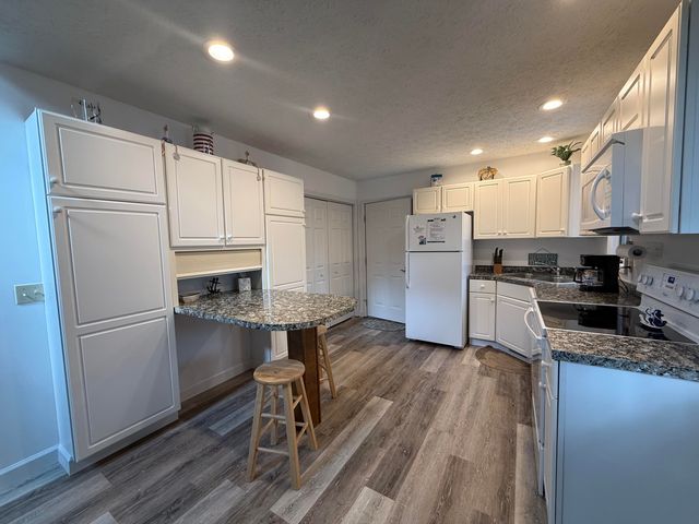 370 Wesley Circle, Jamestown, KY 42629