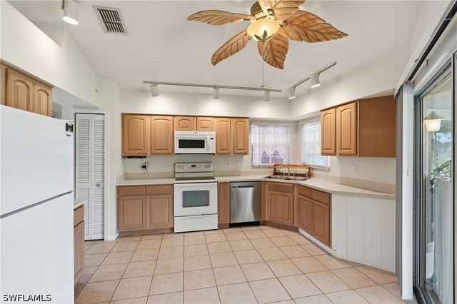 20918 Country Barn DR, Estero, FL 33928