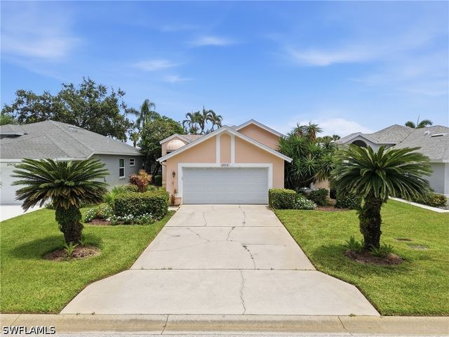 20918 Country Barn DR, Estero, FL 33928