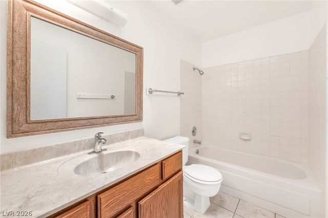 4656 BUMBLEBEE Circle, Las Vegas, NV 89122