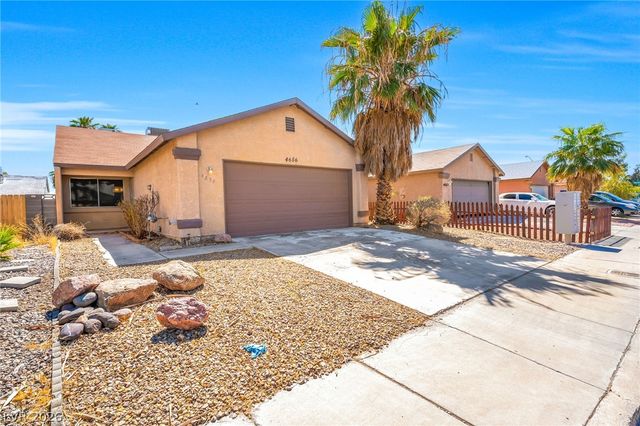 4656 BUMBLEBEE Circle, Las Vegas, NV 89122