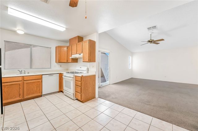 4656 BUMBLEBEE Circle, Las Vegas, NV 89122