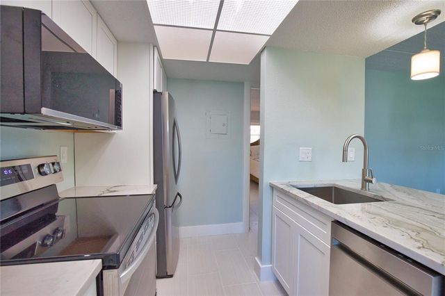 902 GIBBS ROAD 184, Venice, FL 34285