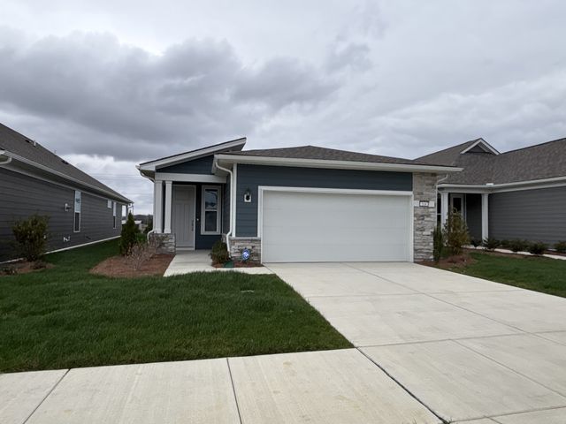 514 Scarlet Oak Rd, Lebanon, TN 37090